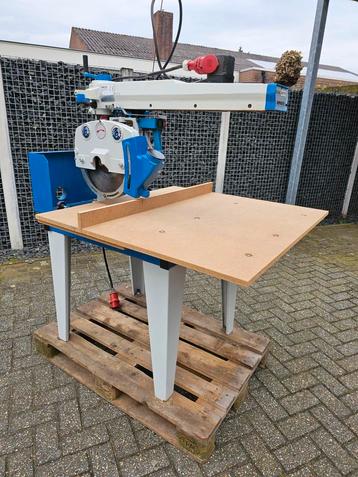 Afkortzaag Omga 600P3S Schuininstelbaar Met rollenbaan  beschikbaar voor biedingen