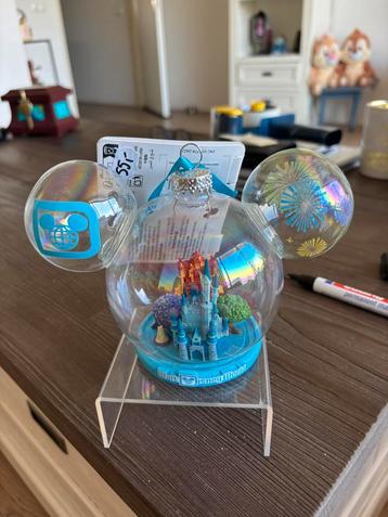 Disney world castle parks ornament  beschikbaar voor biedingen
