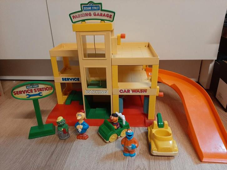 Sesamstraat parking garage, Kinderen en Baby's, Speelgoed | Fisher-Price, Speelset, Ophalen of Verzenden