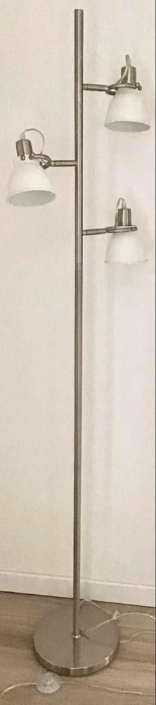 KARWEI VLOERLAMP SEM WIT, Huis en Inrichting, Lampen | Vloerlampen, Gebruikt, 150 tot 200 cm, Metaal, Ophalen