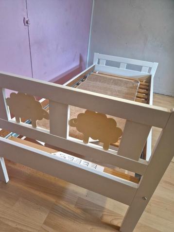 Peuterbed in Nieuwstaat beschikbaar voor biedingen