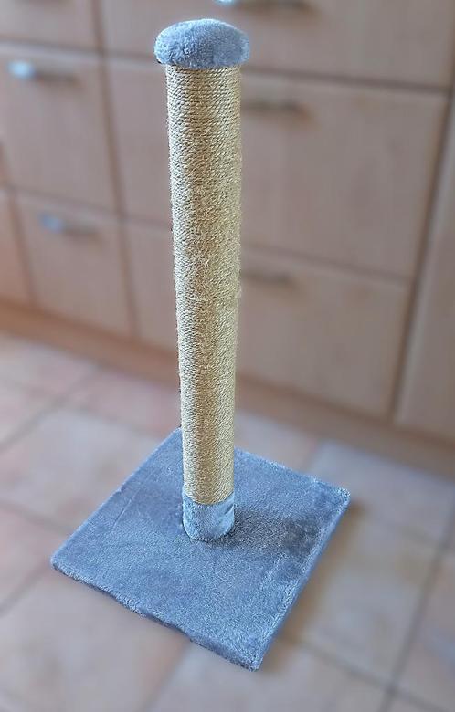 Mooie hoge lichtgrijze krabpaal 40x40x80 cm -, Dieren en Toebehoren, Krabmeubelen, Krabpaal, Ophalen