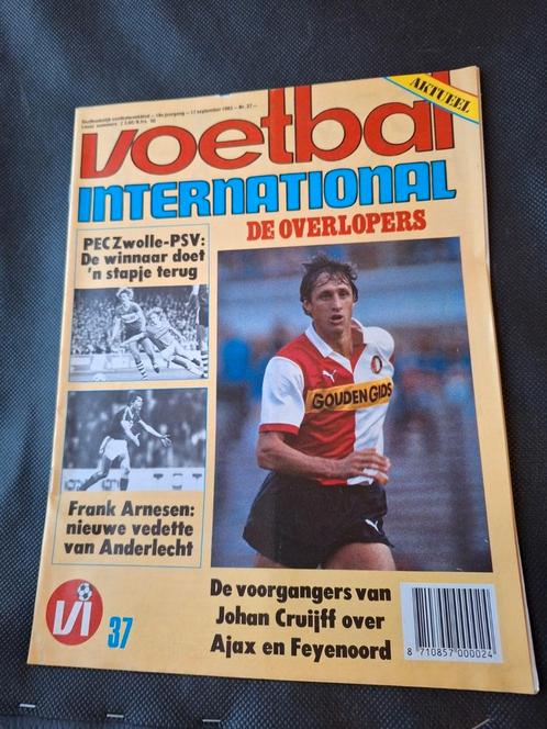 VI 1993 - De voorgangers van Johan Cruijff, Verzamelen, Sportartikelen en Voetbal, Zo goed als nieuw, Boek of Tijdschrift, Ajax
