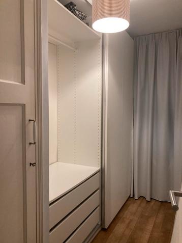 IKEA PAX kast 237x200x60 - Schuifdeuren - Mat wit - afbeelding 4