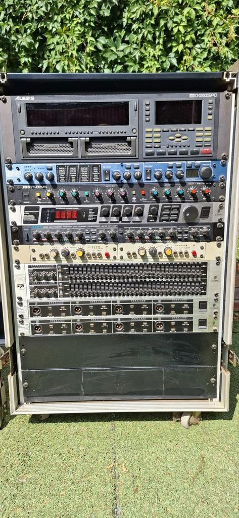 Audio Rack: Alesis HD24, Behringer EQ, Lexicon, JBSystems, Audio, Tv en Foto, Professionele Audio-, Tv- en Video-apparatuur, Gebruikt