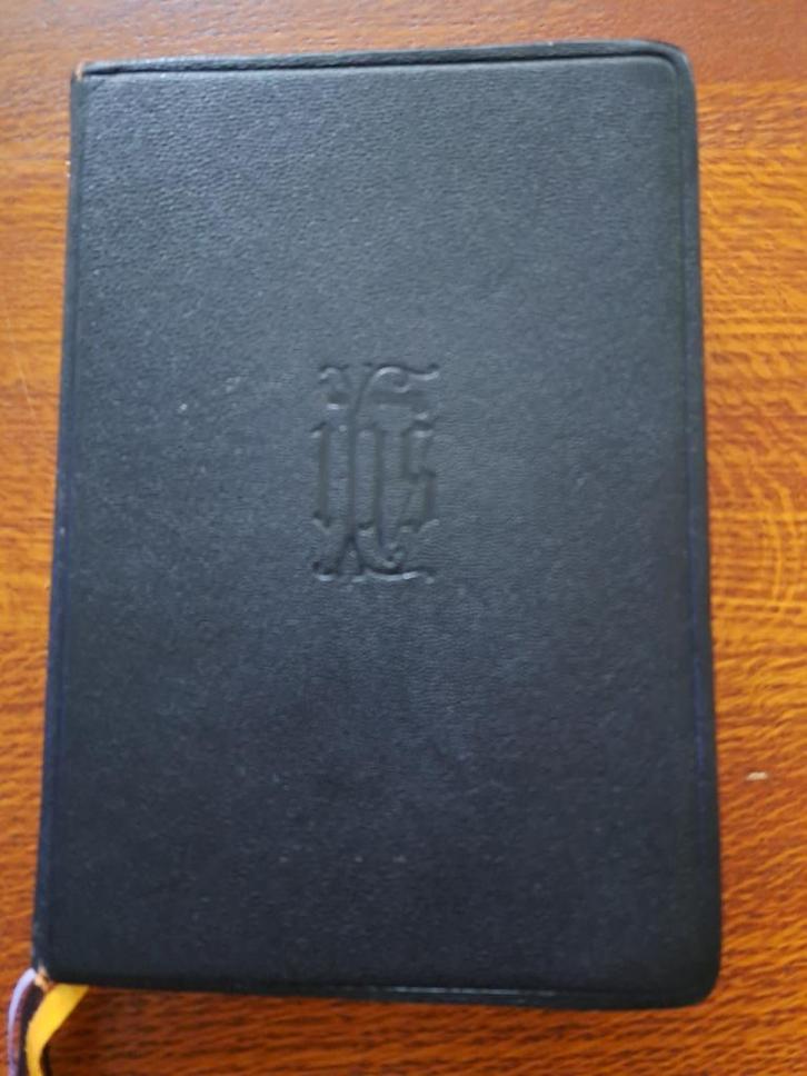 KLEIN BREVIER II DOOR TH STALLAERT EN DE ABDIJ VAN BERNE '57, Boeken, Godsdienst en Theologie, Gelezen, Christendom | Katholiek