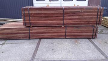 Hard houten (piket) Palen. 40x40, 60x60, 70x70mm beschikbaar voor biedingen