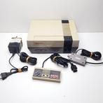 Nintendo NES – De klassieker die gaming groot maakte!, Spelcomputers en Games, Games | Nintendo NES, Flex Ltd., Zo goed als nieuw
