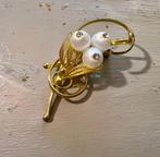 Vintage goudkleurig broche strass costume jewelry filigrain, Sieraden, Tassen en Uiterlijk, Antieke sieraden, Ophalen of Verzenden