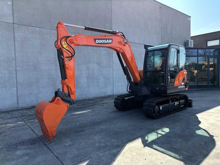 Doosan - 2018 - DX55-9C - Midigraafmachine, Zakelijke goederen, Machines en Bouw | Kranen en Graafmachines, Graafmachine