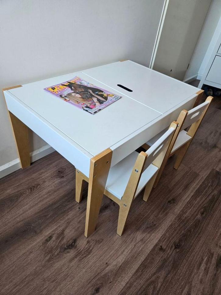 Beboonz houten kindertafel met stoeltjes, Kinderen en Baby's, Kinderkamer | Tafels en Stoelen, Zo goed als nieuw, Tafel(s) en Stoel(en)