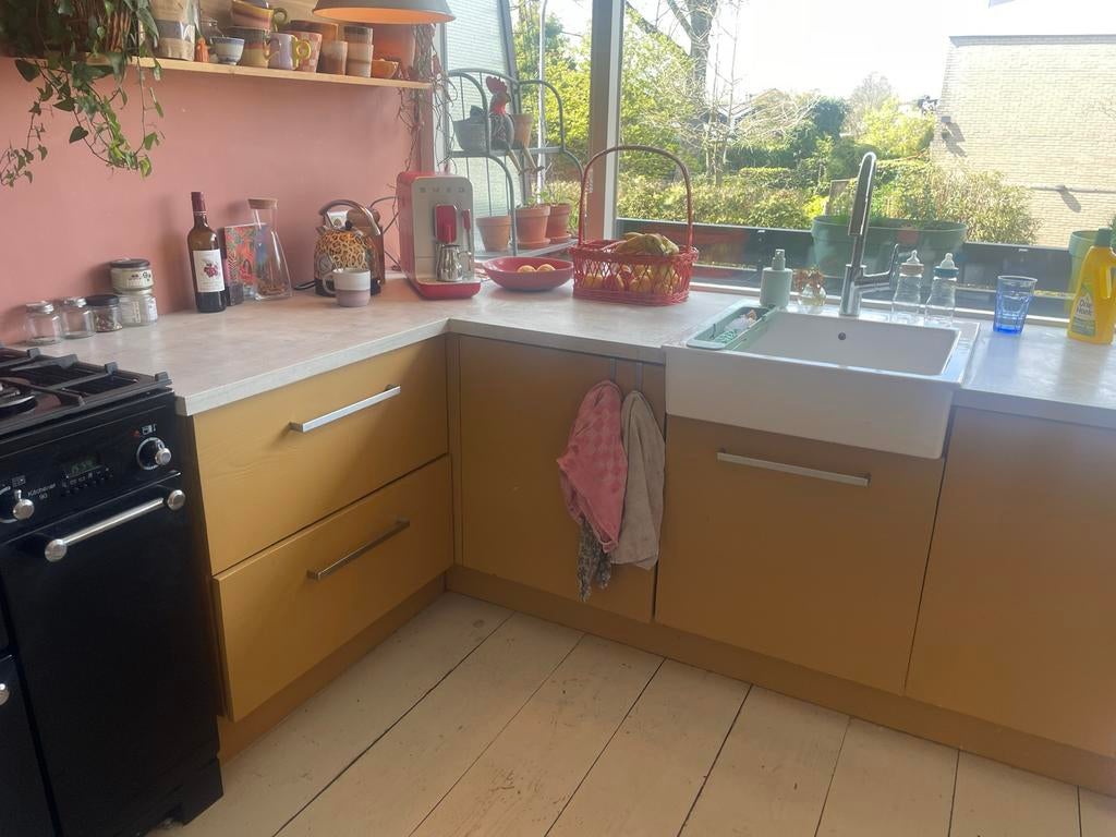 Grote complete keuken, Ophalen, Gebruikt, Bruin, Hoekkeuken