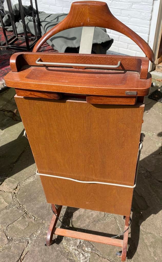 Broekenpers van Reguitti met kledinghouder, Gebruikt, 100 tot 150 cm, Overige typen, Ophalen of Verzenden