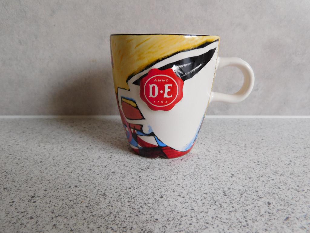 Senseo Mok Mijn deur.. Selwyn Senatori Douwe Egberts, Ophalen of Verzenden, Zo goed als nieuw, Overige stijlen, Kop(pen) en/of Schotel(s)