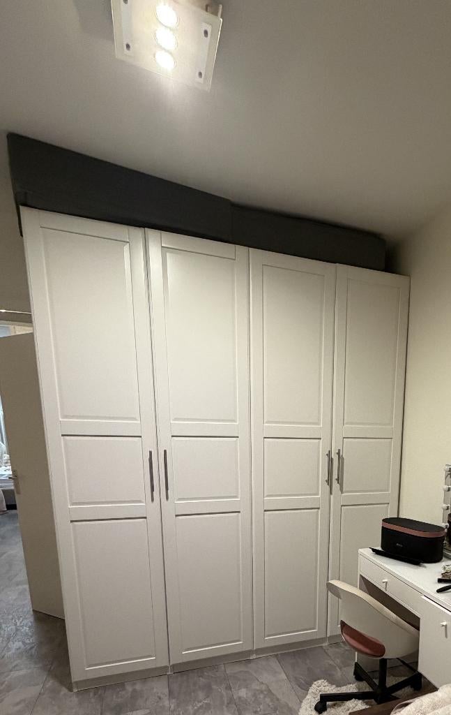 leuke ikea pax kast, Huis en Inrichting, Kasten | Kledingkasten, 200 cm of meer, 150 tot 200 cm, Zo goed als nieuw, Overige houtsoorten