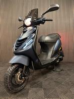 PIAGGIO ZIP 4T 2V BROM 2017 FULL OPTION MAT OPACO BLEU, Fietsen en Brommers, Scooters | Piaggio, Maximaal 45 km/u, Zip, Ophalen of Verzenden