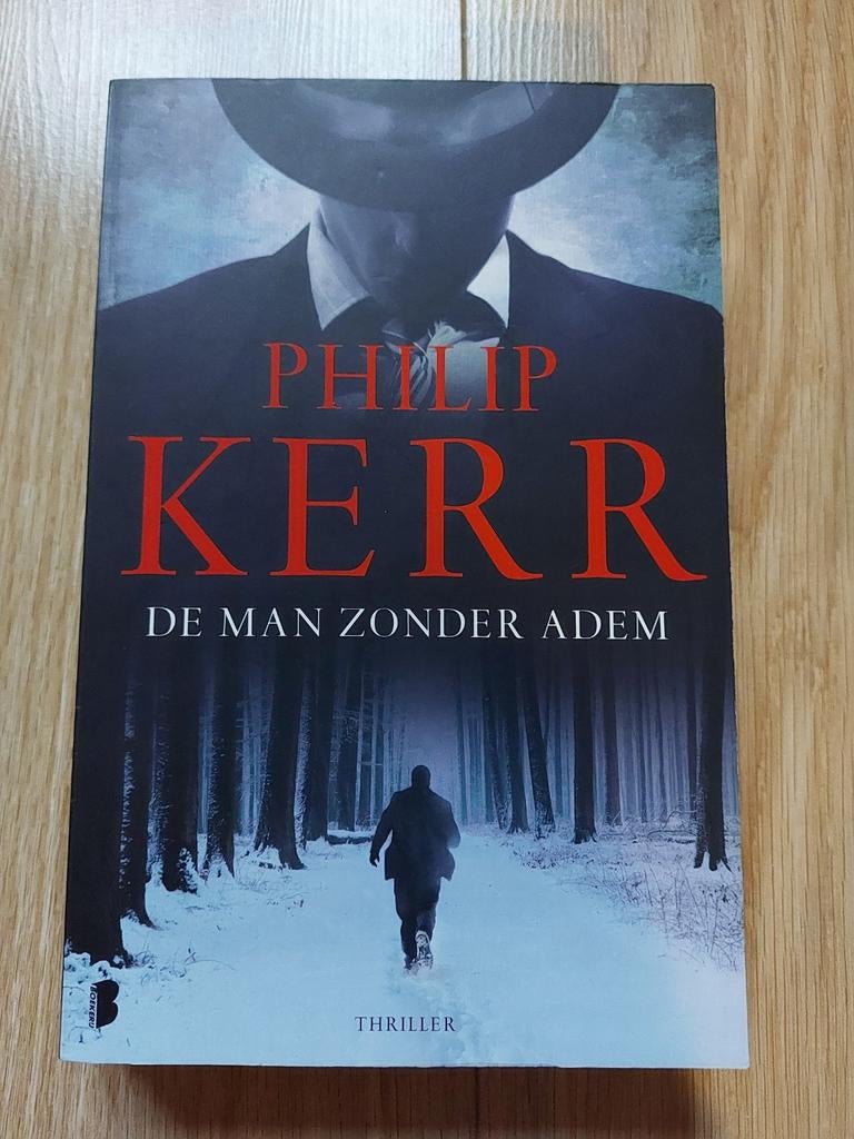 Philip Kerr - De Man Zonder Adem, Ophalen of Verzenden, Zo goed als nieuw, Nederland
