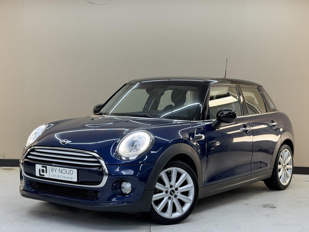 MINI Mini 1.5 Cooper Chili, 136Pk, 2015, 2de eigenaar, Sport, Auto's, 136 pk, Gebruikt, Zwart, Blauw
