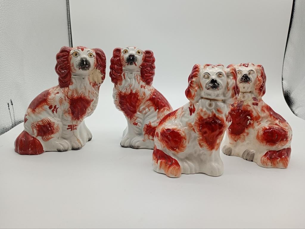 Set van 4 Staffordshire hoerenhondjes, ca. 1900, Ophalen of Verzenden