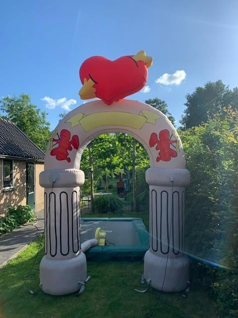 huur een liefdesboog trouwboog huwelijksboog valentijnsboog, Hobby en Vrije tijd, Feestartikelen | Verhuur, Ophalen, Zo goed als nieuw