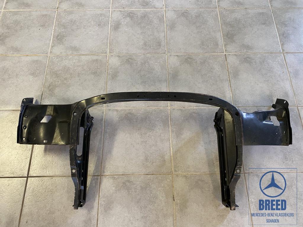 NOS voorkop / voorfront voor Mercedes-Benz W114 W115 /8, Auto-onderdelen, -, Nieuw, Ophalen of Verzenden, Bumper