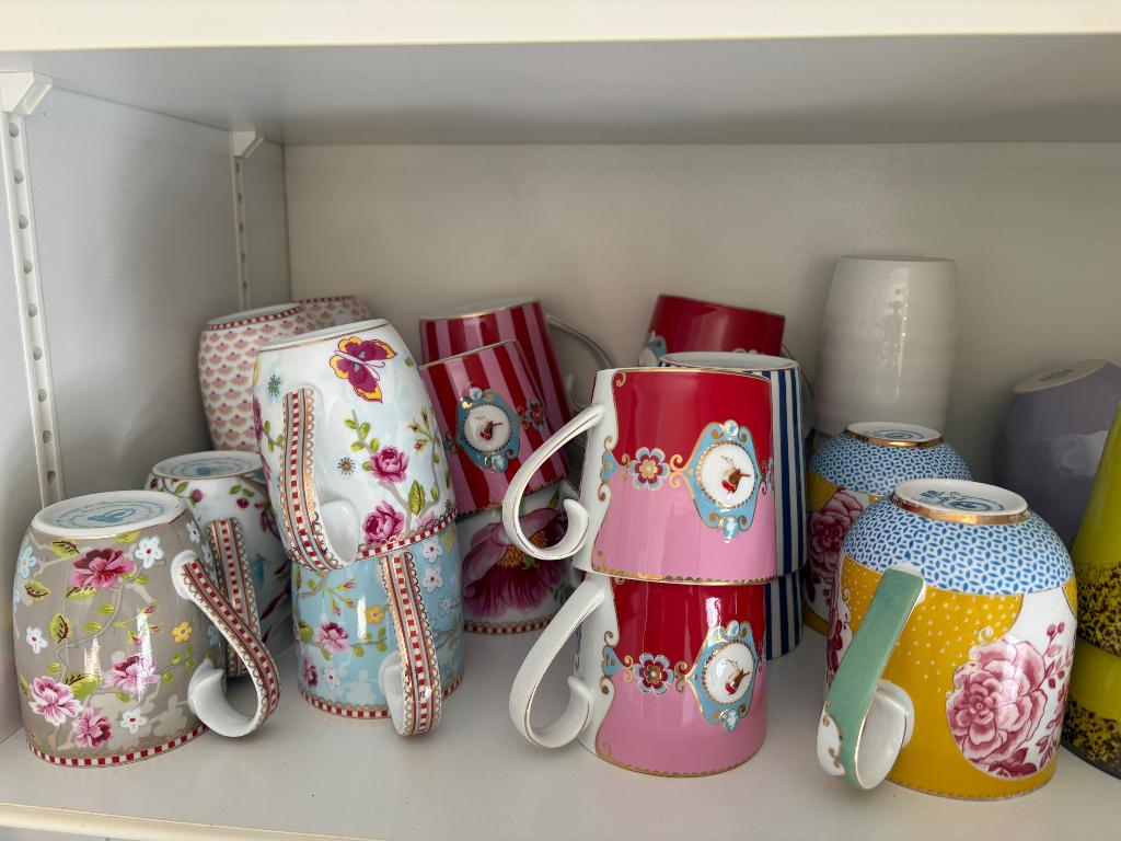 Pip Servies, Huis en Inrichting, Ophalen, Zo goed als nieuw, Porselein, Overige stijlen