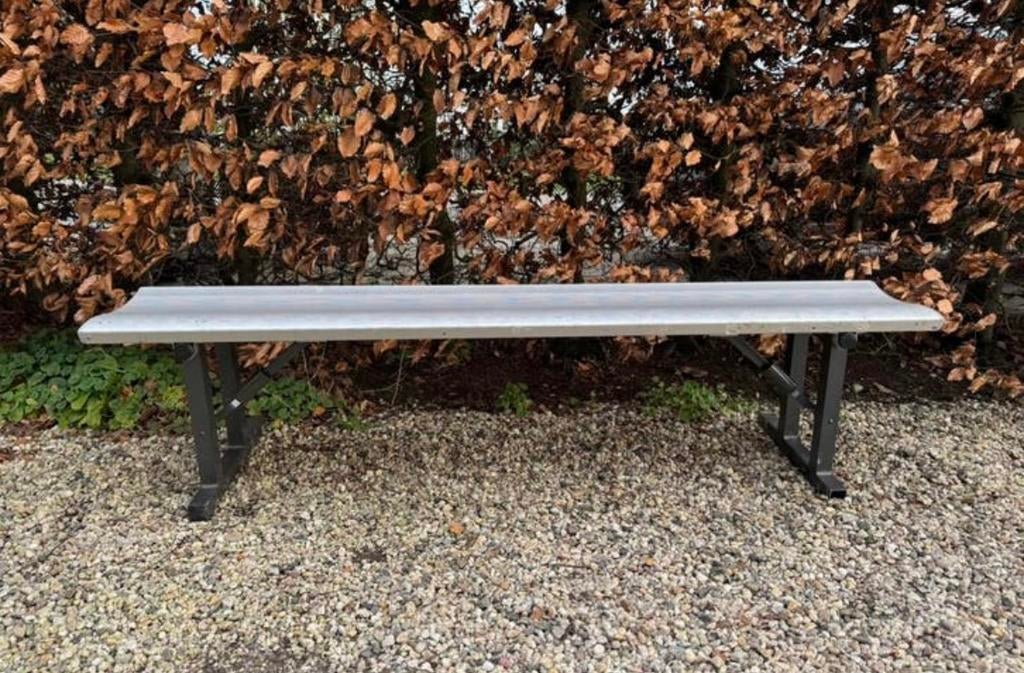 Aluminium opklapbare bankjes, Ophalen