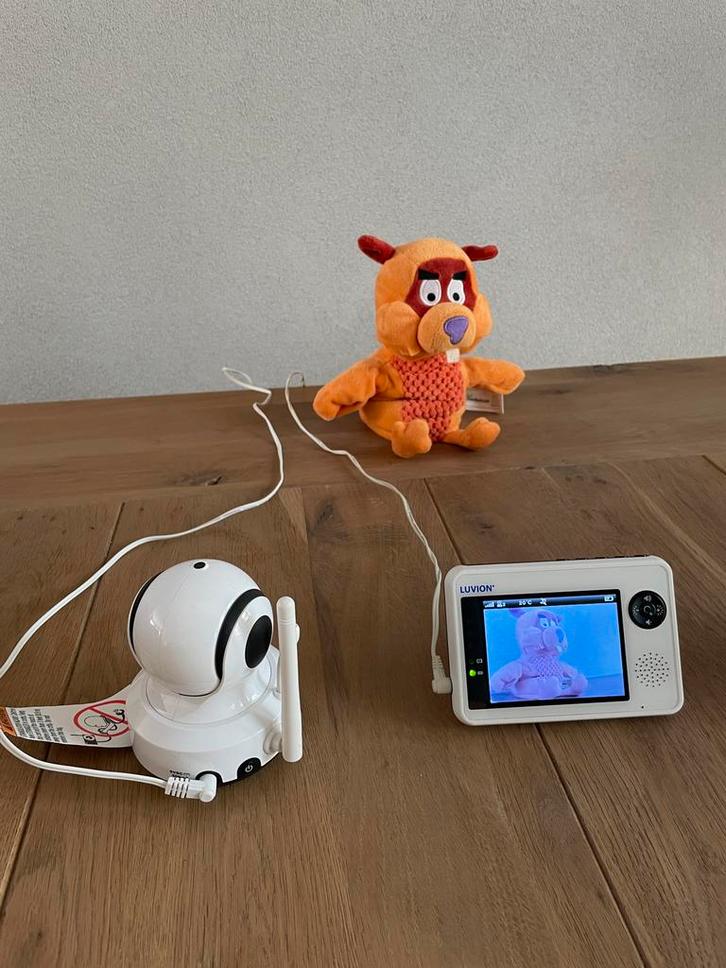 Luvion Essential babyfoon, Kinderen en Baby's, Babyfoons, Gebruikt, 250 meter of meer, Camera, Ophalen of Verzenden