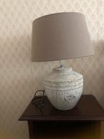 Rustieke tafellamp met stoffen kap, Huis en Inrichting, Ophalen of Verzenden, Gebruikt, Stof, 50 tot 75 cm