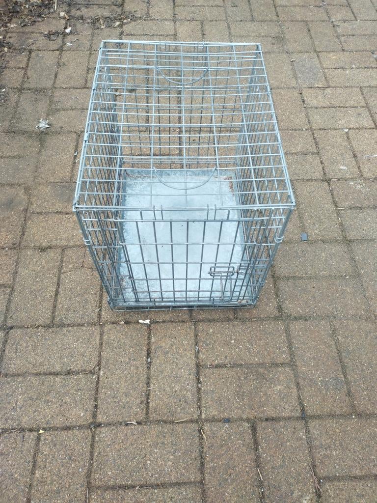 Honden benche. Te koop in Bruinisse Zeeland alleen ophalen, Dieren en Toebehoren, Ophalen