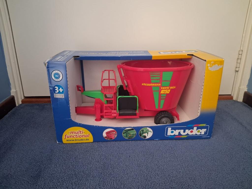 Bruder Voermengwagen compleet met doos, Ophalen of Verzenden, Zo goed als nieuw