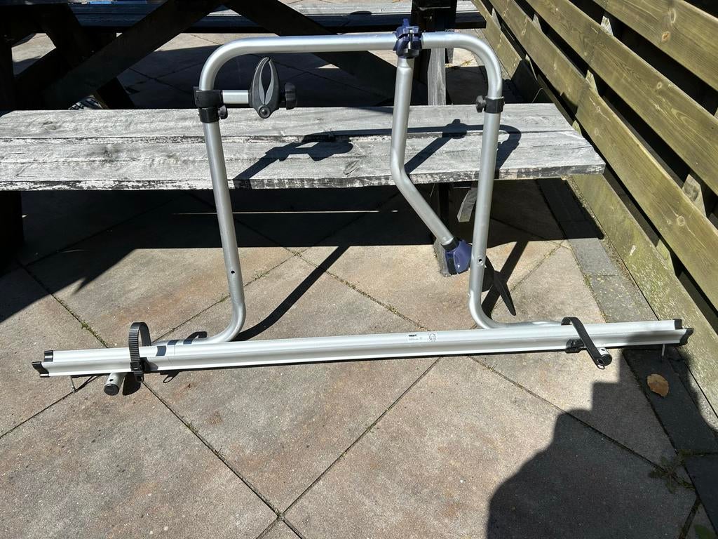 Thule fietsendrager voor in de camper garage, Caravans en Kamperen, Camper-accessoires, Ophalen, Gebruikt