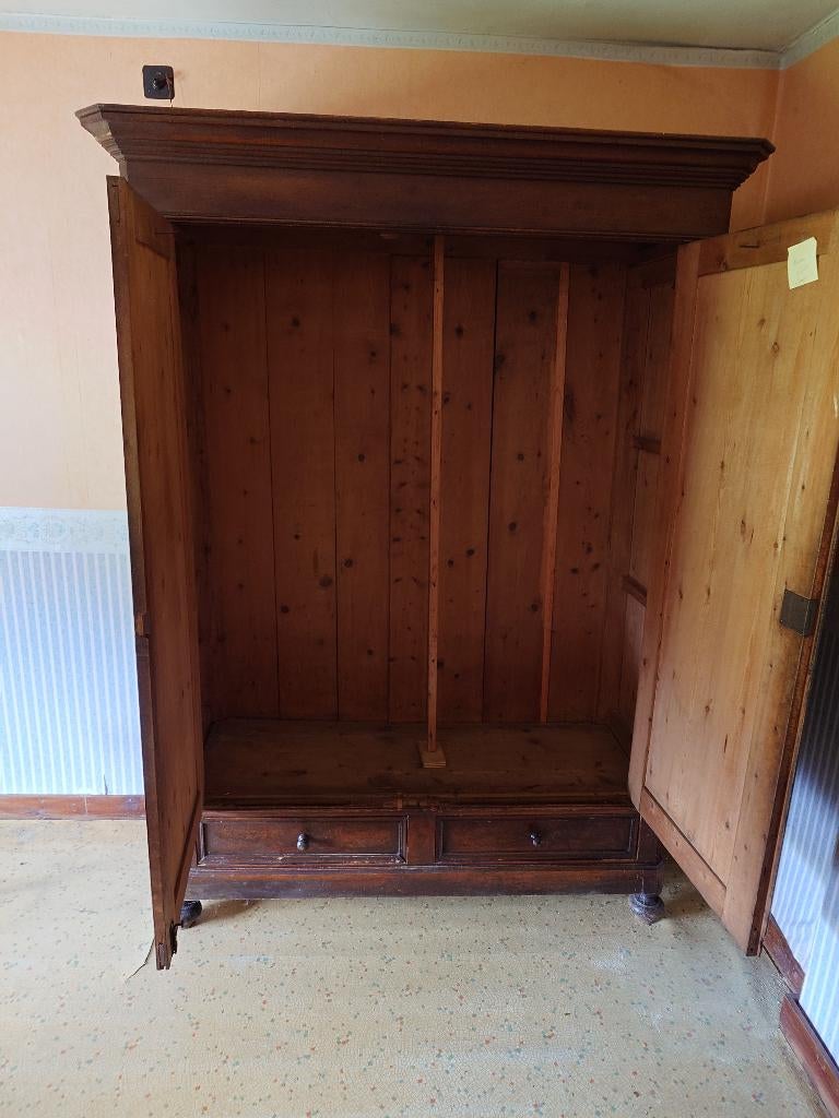 Grote oude houten kledingkast met 2 laden, Huis en Inrichting, Kasten | Kledingkasten, Ophalen, Gebruikt, 50 tot 75 cm, 200 cm of meer