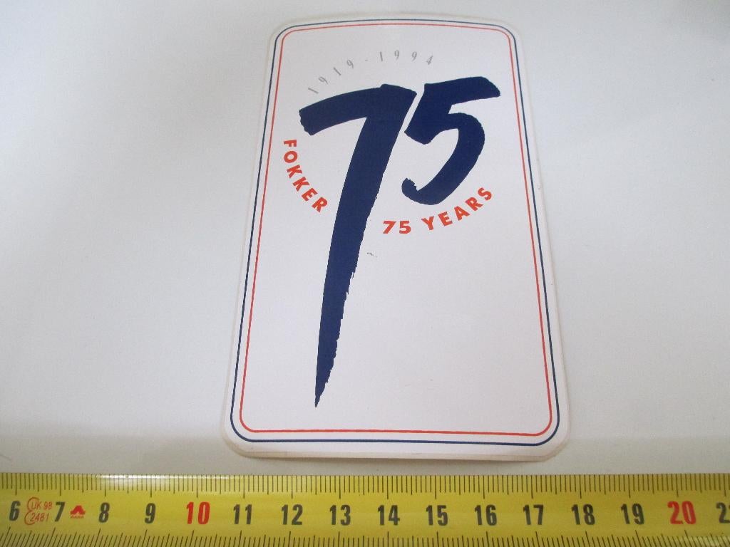 sticker FOKKER 75 years 1919 1994  Luchtvaart, Verzamelen, Ophalen, Zo goed als nieuw