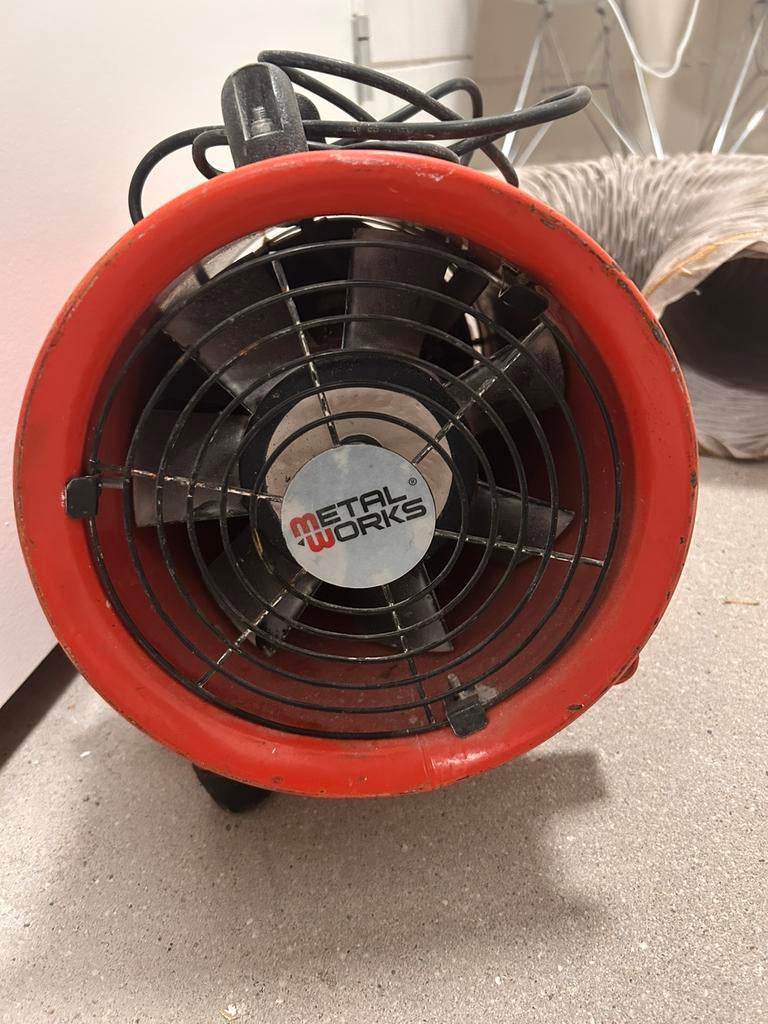 Mobile ventilator, Ophalen, Zo goed als nieuw, Ventilator