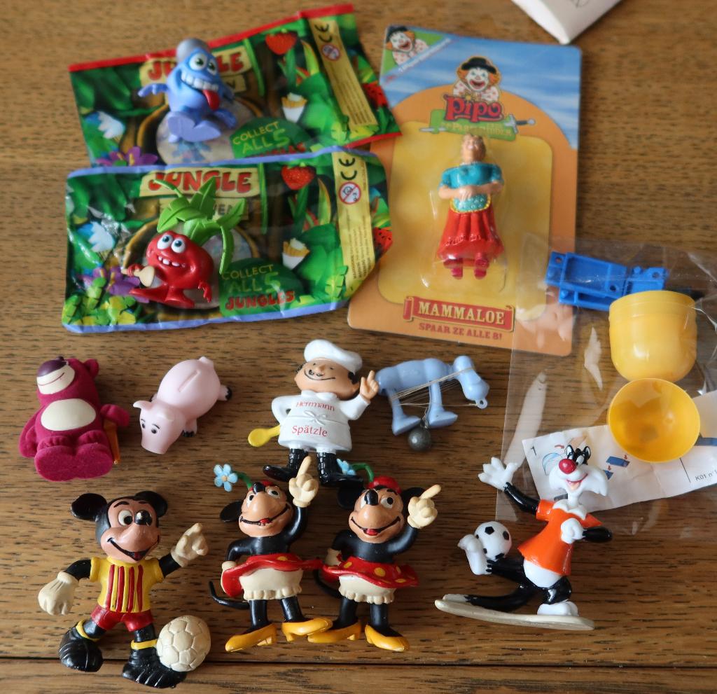 12x poppetjes - figuurtjes - in een koop o.a. Disney, Verzamelen, Poppetjes en Figuurtjes, Ophalen of Verzenden, Zo goed als nieuw