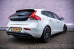 Volvo V40 1.5 T3 Dynamic Edition Automaat | Parkeersensoren, Auto's, Volvo, 12 maanden, Euro 6, 4 cilinders, Leder en Stof