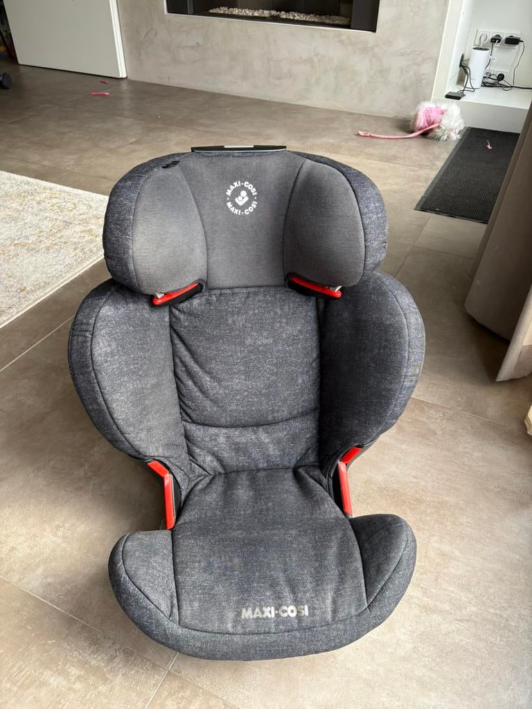 Maxi-Cosi Rodifix Autostoel Nomad Black, Ophalen, Gebruikt, 15 t/m 36 kg, Verstelbare rugleuning