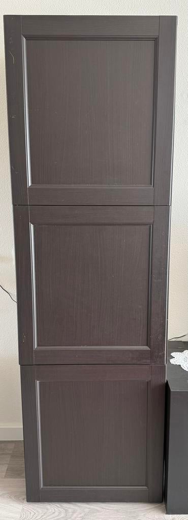 IKEA BESTÅ kast – donkerbruin/zwart – slank & praktisch, Huis en Inrichting, Kasten | Vitrinekasten, Ophalen, 50 tot 100 cm, IKEA