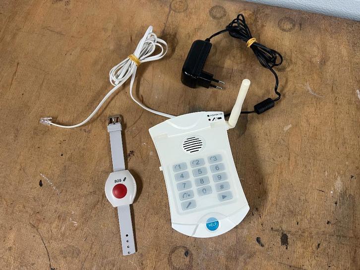 Personenalarmering / seniorenalarm met SOS armband, Diversen, Verpleegmiddelen, Gebruikt, Ophalen of Verzenden