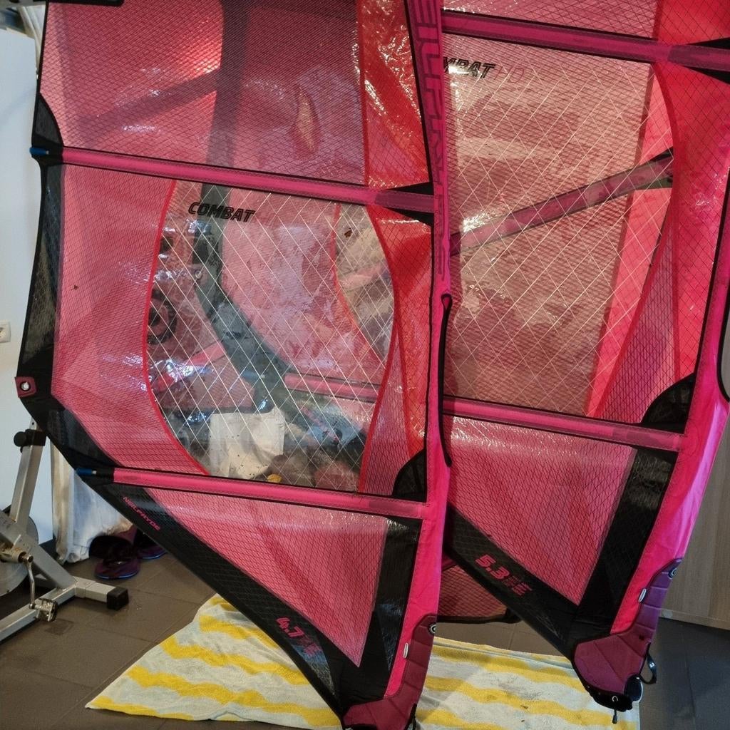 Neilpryde combat HD 4.7 en 5.3 uit 2025, Watersport en Boten, Windsurfen, Met draagtas, Ophalen of Verzenden, Zo goed als nieuw