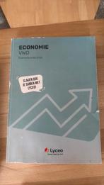 Examenbundel VWO economie, 2025, Lyceo, Ophalen of Verzenden, Gelezen, VWO, Economie