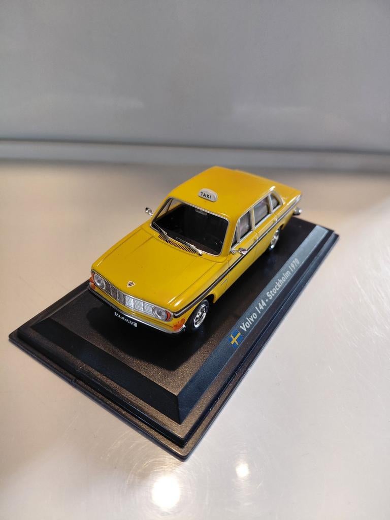 Volvo 144 Stockholm 1970, Hobby en Vrije tijd, Modelauto's | 1:43, Ophalen of Verzenden, Zo goed als nieuw, Auto, Overige merken