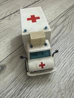 Siku Mercedes ambulance truck, Ophalen of Verzenden, Zo goed als nieuw, Bus of Vrachtwagen, SIKU