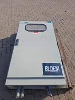 Voedingkast zwaar, Ophalen, Zo goed als nieuw