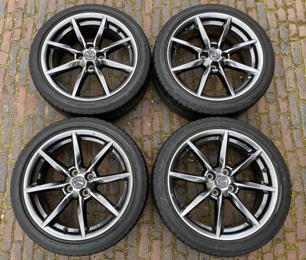 Mazda MX5 gunmetal velgen + 205/45 R17 Bridgestone banden, Auto-onderdelen, Banden en Velgen, Gebruikt, Banden en Velgen, 17 inch