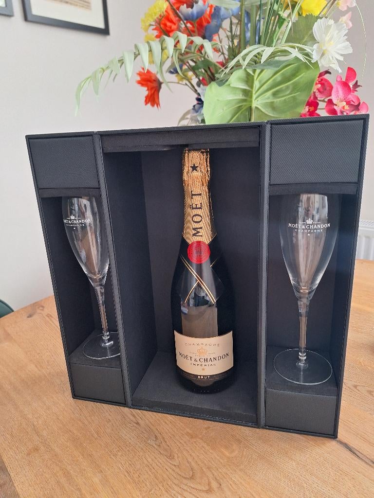 Moët en Chandon luxe cadeauverpakking, Ophalen of Verzenden