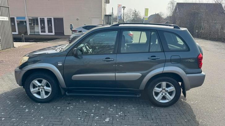 Toyota Rav4 2.0 16V VVT-I-Sol 5DR 4WD 2004 Grijs Dealer ondh, Auto diversen, Overige Auto diversen, Ophalen