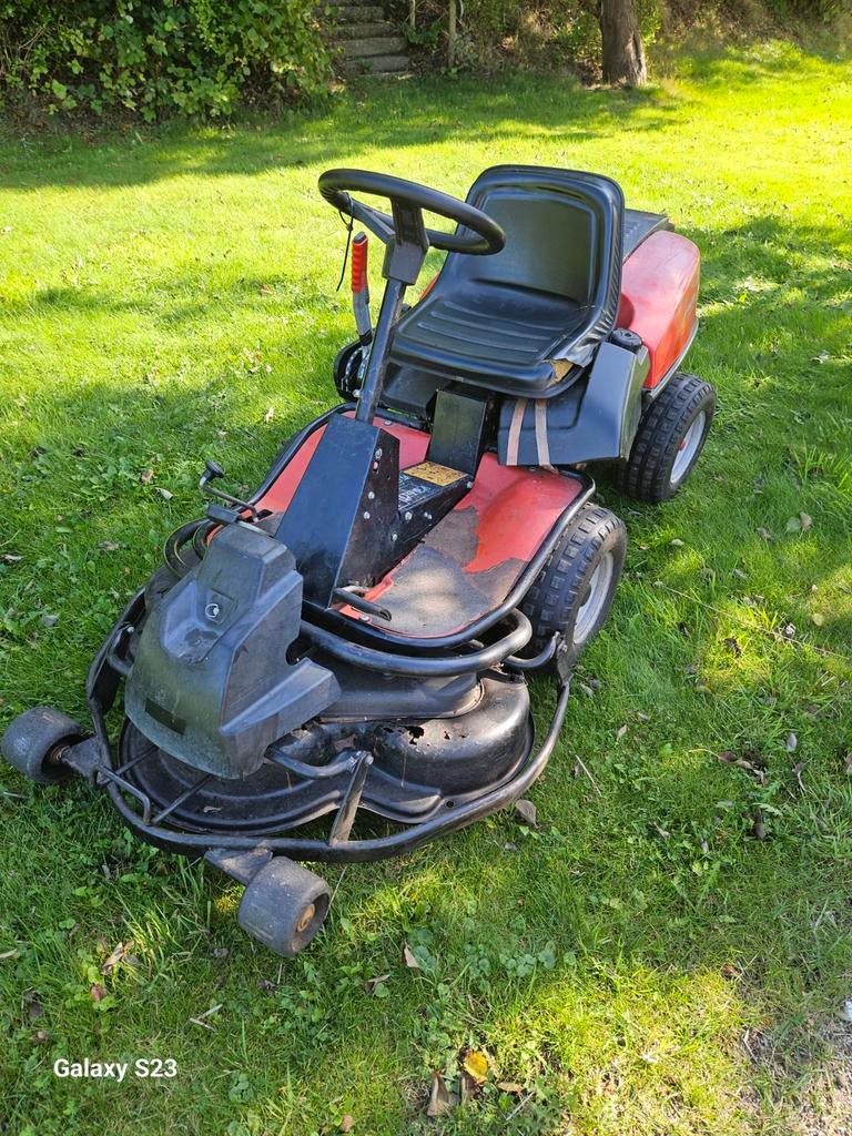 Jonsered 2215 frontmaaier grasmaaier hst mulch, Ophalen of Verzenden, Gebruikt, Mulchfunctie, 90 tot 120 cm