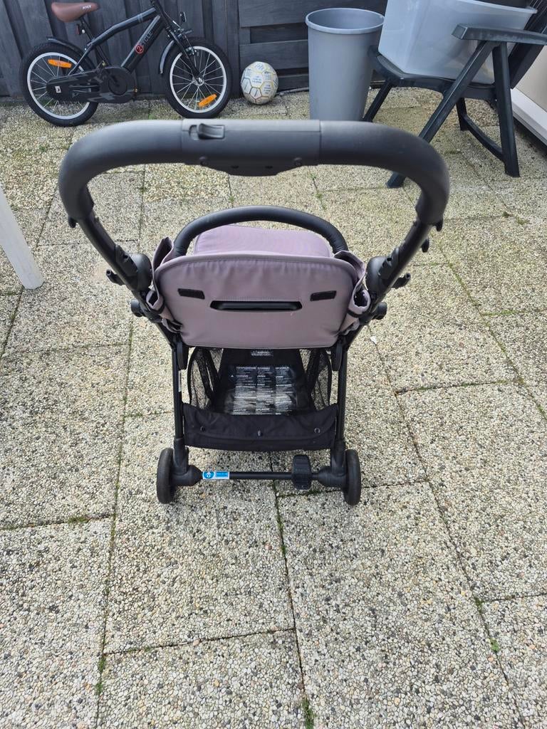 Handige en compacte kinderwagen, Kinderen en Baby's, Kinderwagens en Combinaties, Ophalen of Verzenden, Gebruikt, Kinderwagen